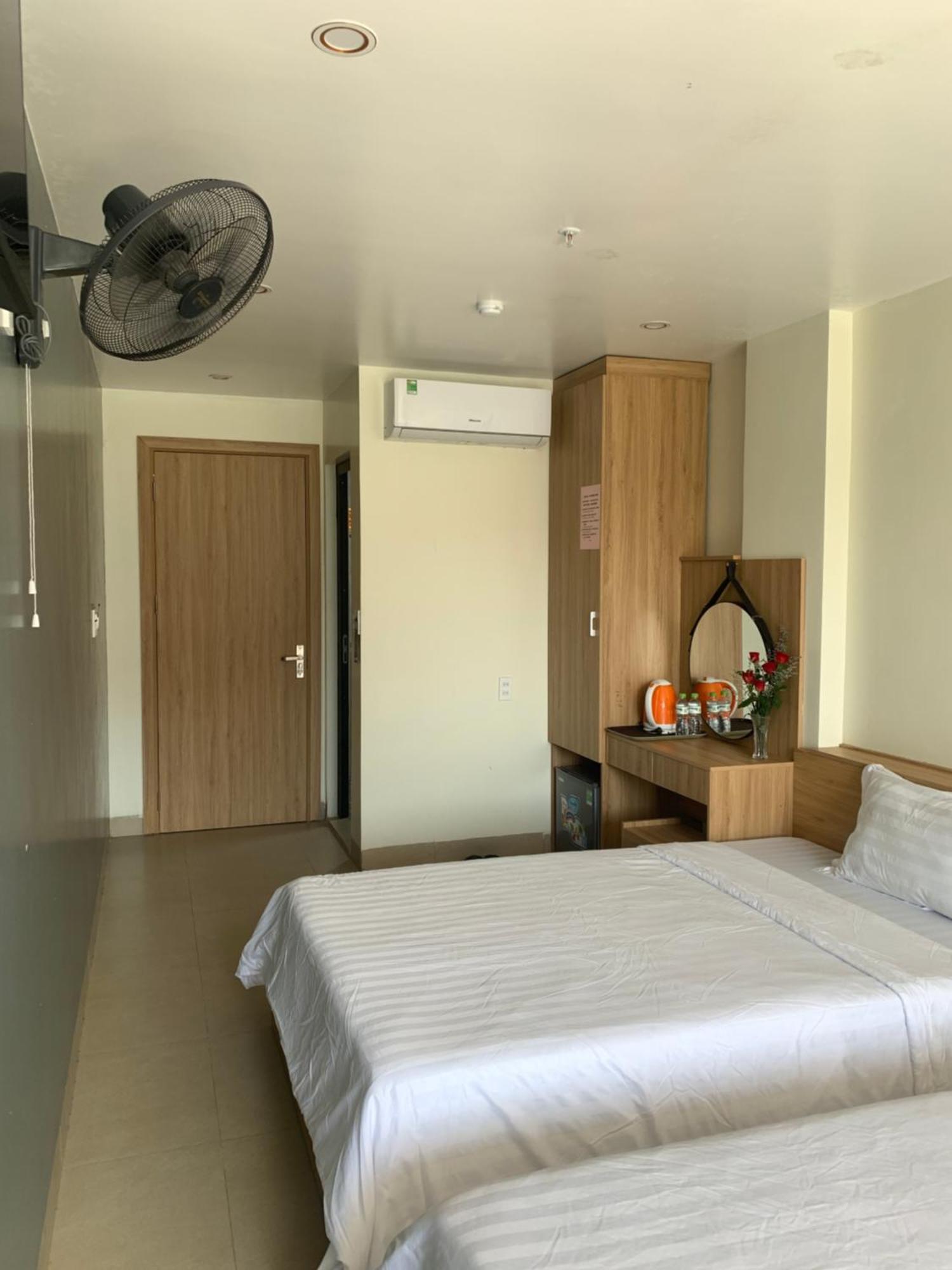 Sea Balcony Hotel Dong Khe Sau ภายนอก รูปภาพ
